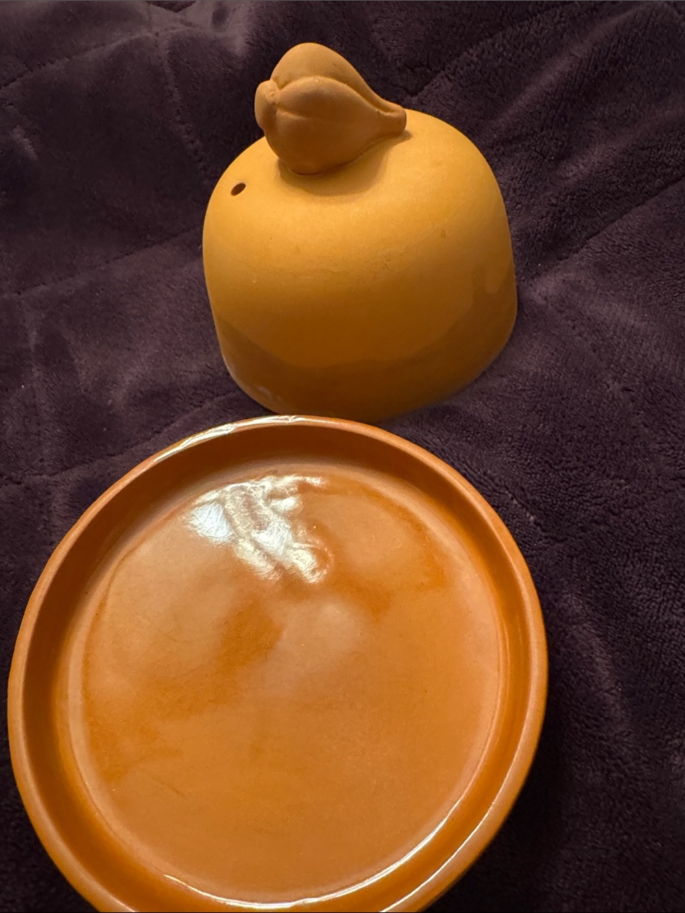Terracotta garlic baking dish